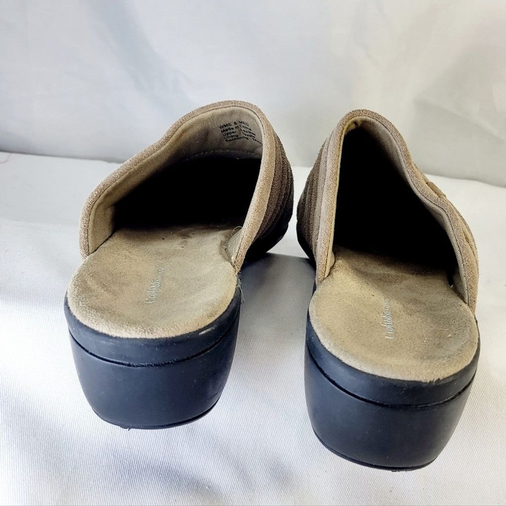 Croft & Barrow Women's Croft & Barrow tan suede clogs size 8 Size US 8 / IT 38 - 4 Thumbnail