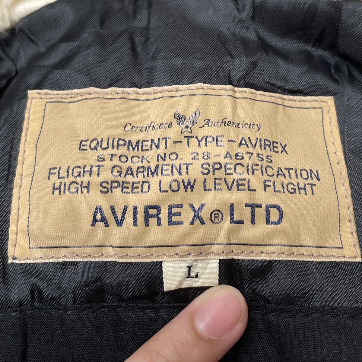 Avirex × Vintage Vintage Avirex Military Bomber Jacket 2000s Size US L / EU 52-54 / 3 - 9 Thumbnail