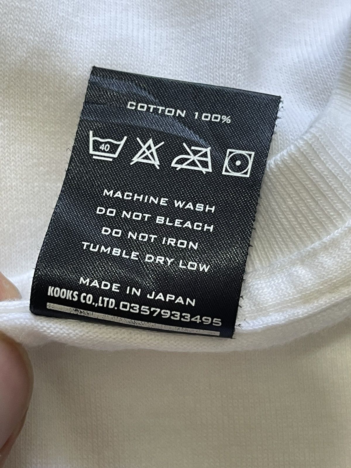 Number (N)ine 2000s Number Nine V Neck Print Tee #99 Size US M / EU 48-50 / 2 - 12 Thumbnail