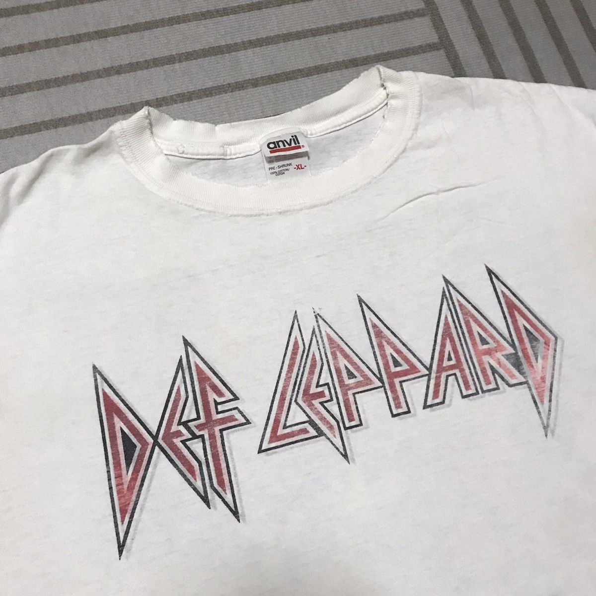 Band Tees × Vintage VINTAGE DISTRESS BAND DEF LEPPARD 00s RARE TEE Size US XL / EU 56 / 4 - 10 Thumbnail