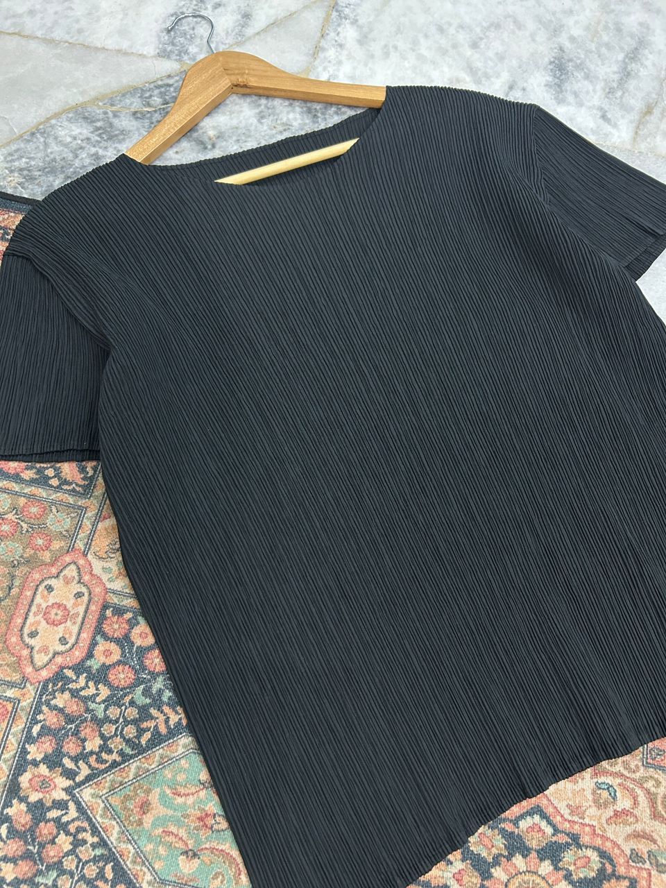 Issey Miyake Issey Miyake Black Pleated Short Sleeve Top Size US M / EU 48-50 / 2 - 3 Thumbnail
