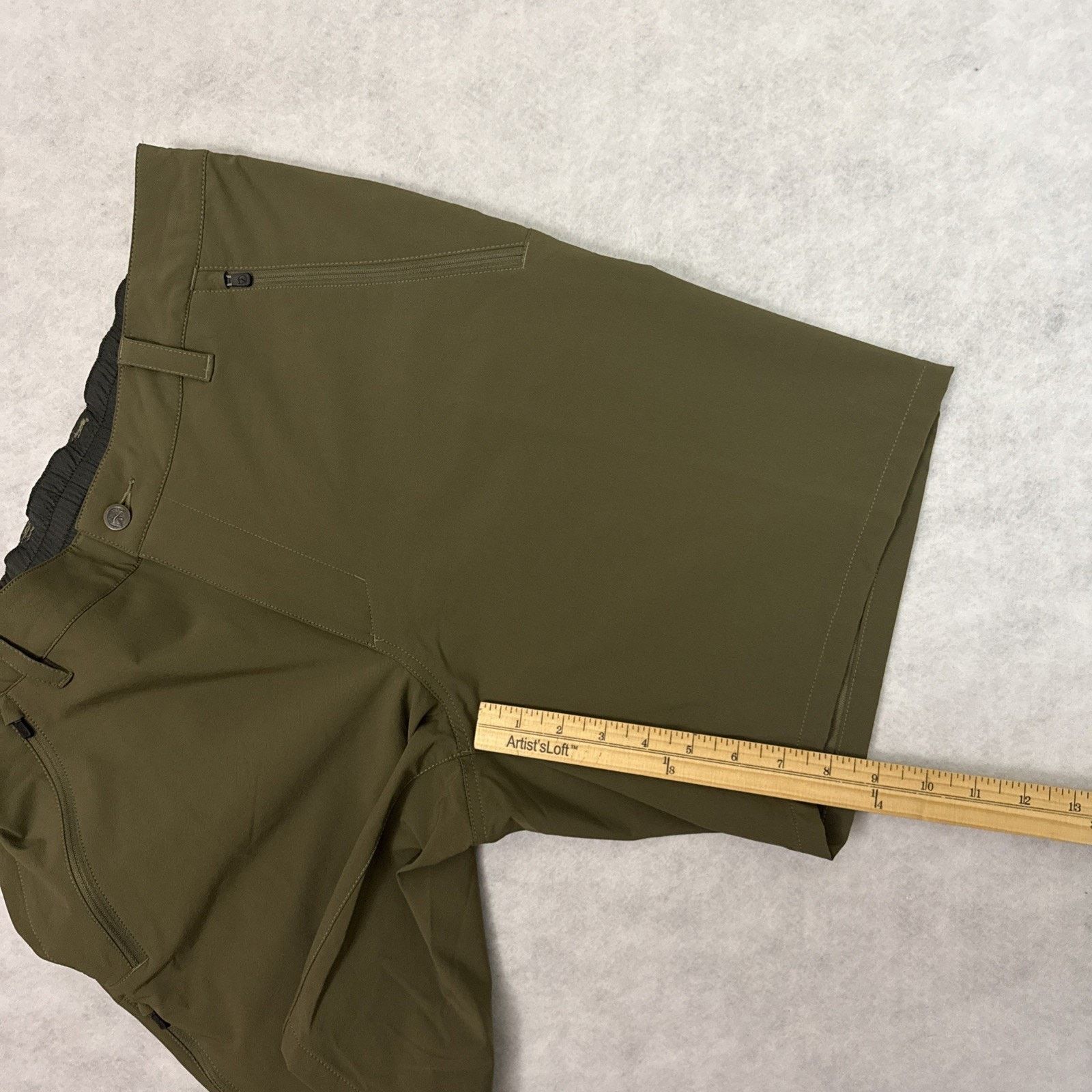 Fjallraven Fjallraven Mens 29 Abisko Trail Stretch Shorts Laurel Green Size US 29 - 8 Thumbnail