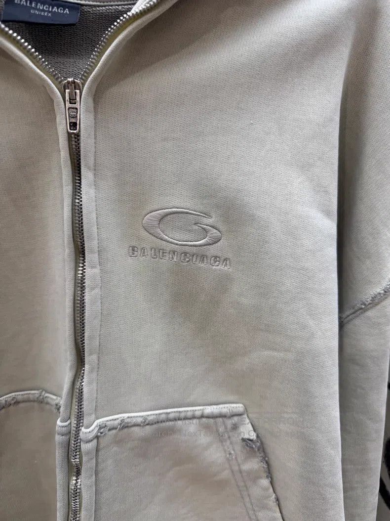 Balenciaga Balenciaga Sweatshirt Size US S / EU 44-46 / 1 - 2 Thumbnail