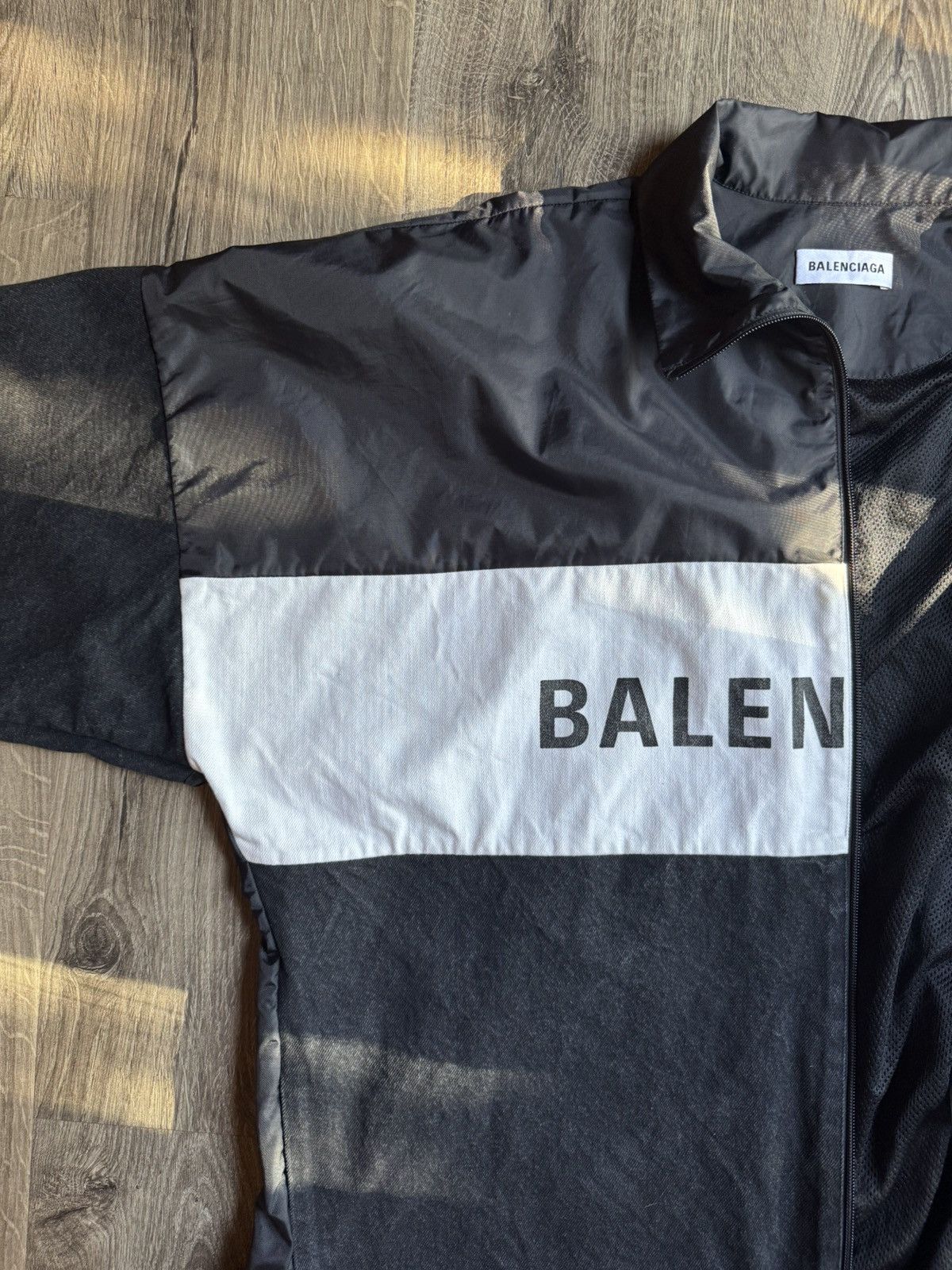 Balenciaga Balenciaga Logo Panel Track Jacket Size US XL / EU 56 / 4 - 5 Thumbnail