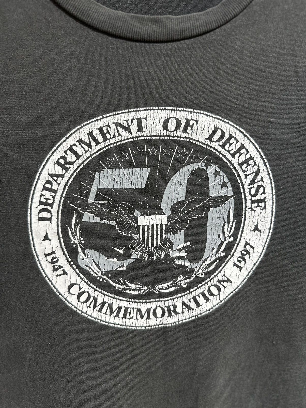 Sears Thrashed Vintage Deparment Of Defense Sun Faded Tee Size US L / EU 52-54 / 3 - 2 Thumbnail