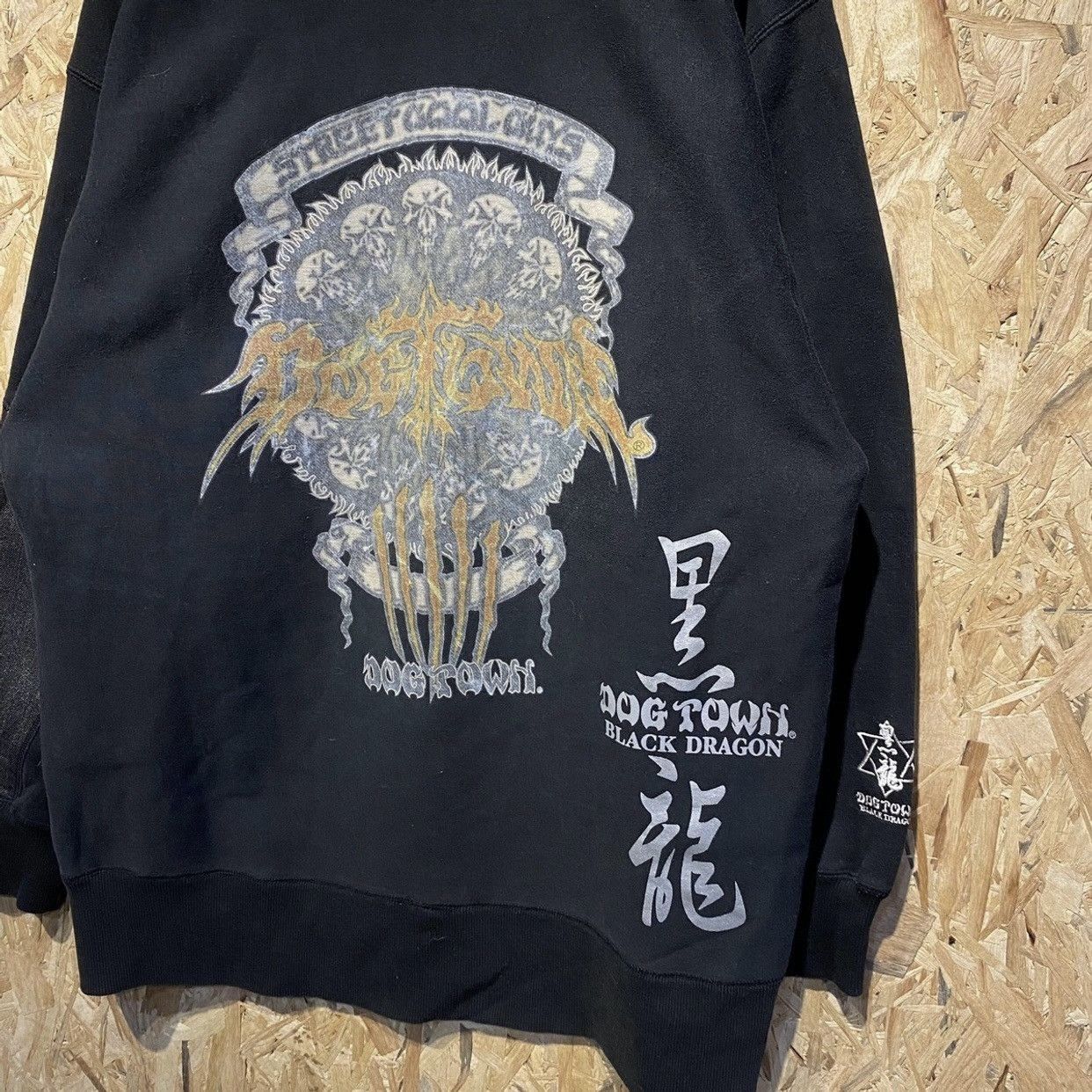 Dogtown Vintage 90s Dogtown Black Dragon Sweatshirt Size US XL / EU 56 / 4 - 3 Thumbnail