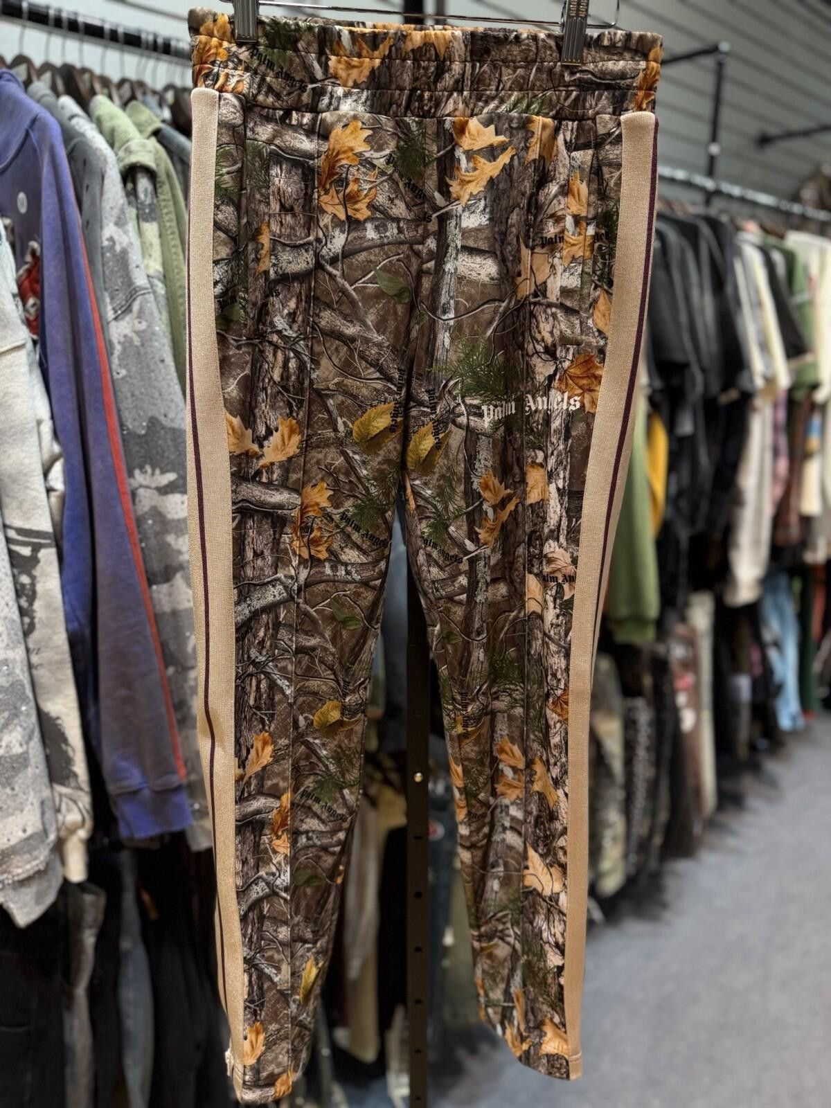 Palm Angels PALM ANGELS Tree Camo Track Pants Brown Small $790 MSRP Size US 30 / EU 46 - 1 Thumbnail