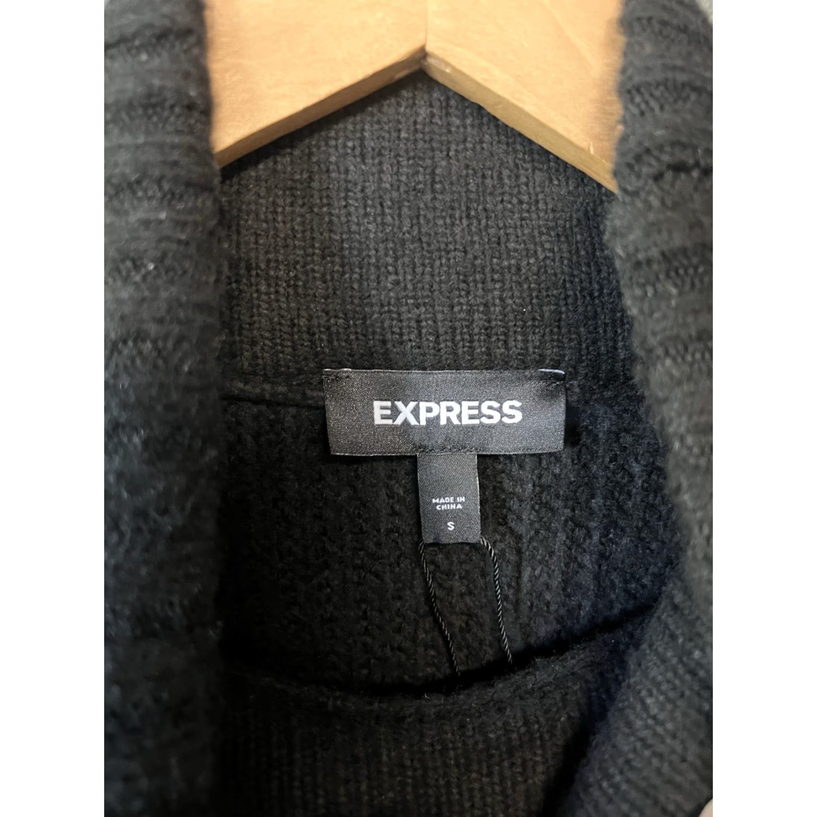 Express Express Sweatshirt Black Knit Oversized Pullover Size Small NWT Womens Size S / US 4 / IT 40 - 3 Thumbnail