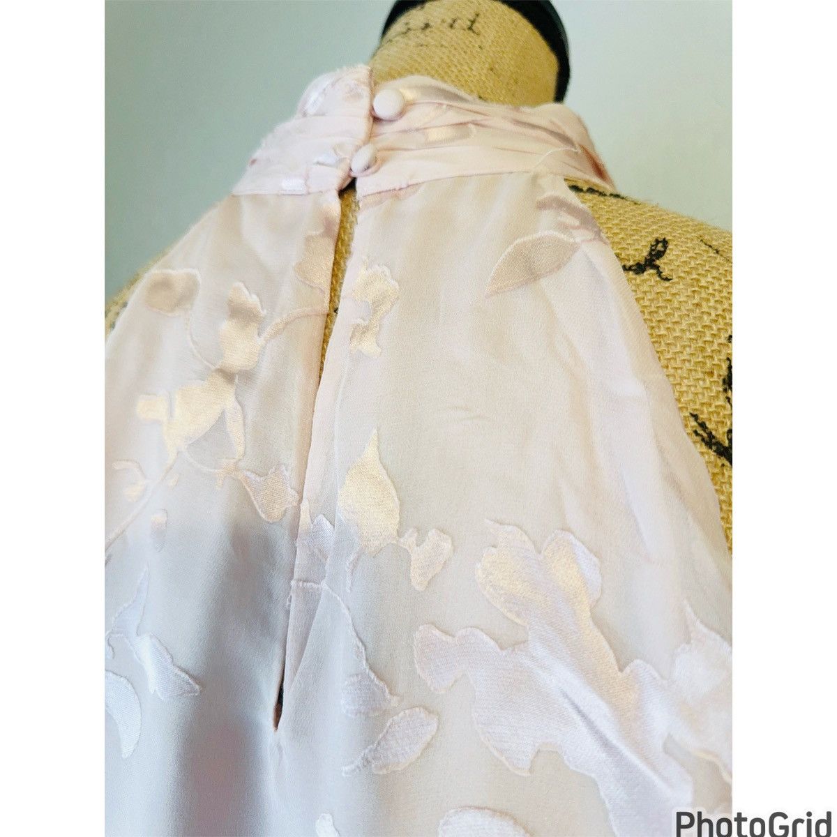 White House Black Market WHBM Silk Blend Blush Top Size M / US 6-8 / IT 42-44 - 5 Thumbnail