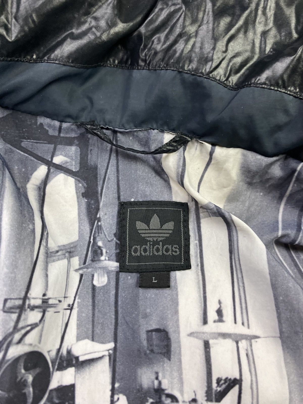 Adidas Adidas vintage puffer down jacket black 90s y2k Size US L / EU 52-54 / 3 - 2 Thumbnail