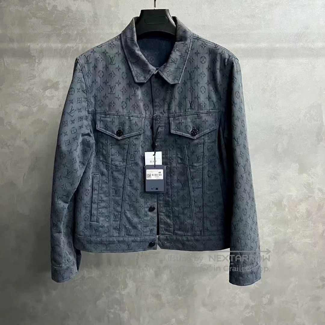 Louis Vuitton blue logo printed long sleeve denim jacket. Size US L / EU 52-54 / 3 - 1 Thumbnail