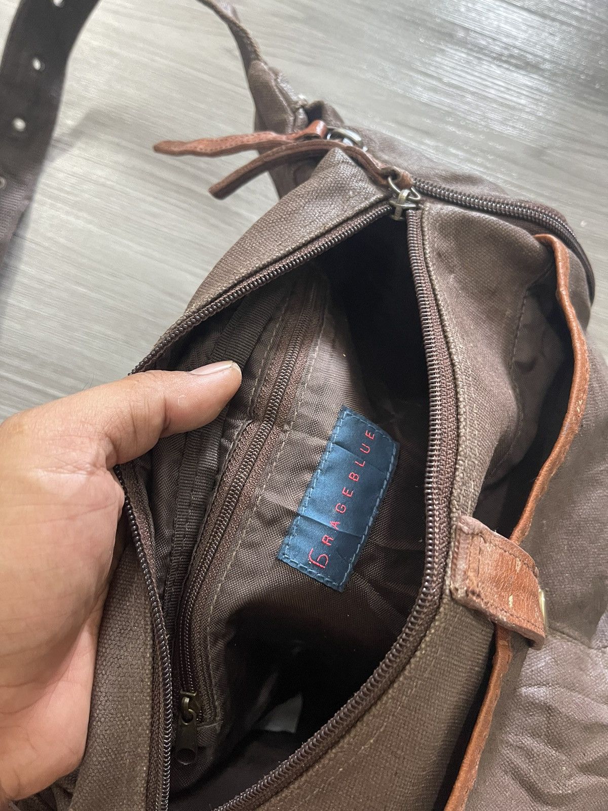 Japanese Brand × RAGEBLUE Rageblue multi compartment waxed crossbody bag Size ONE SIZE - 10 Thumbnail