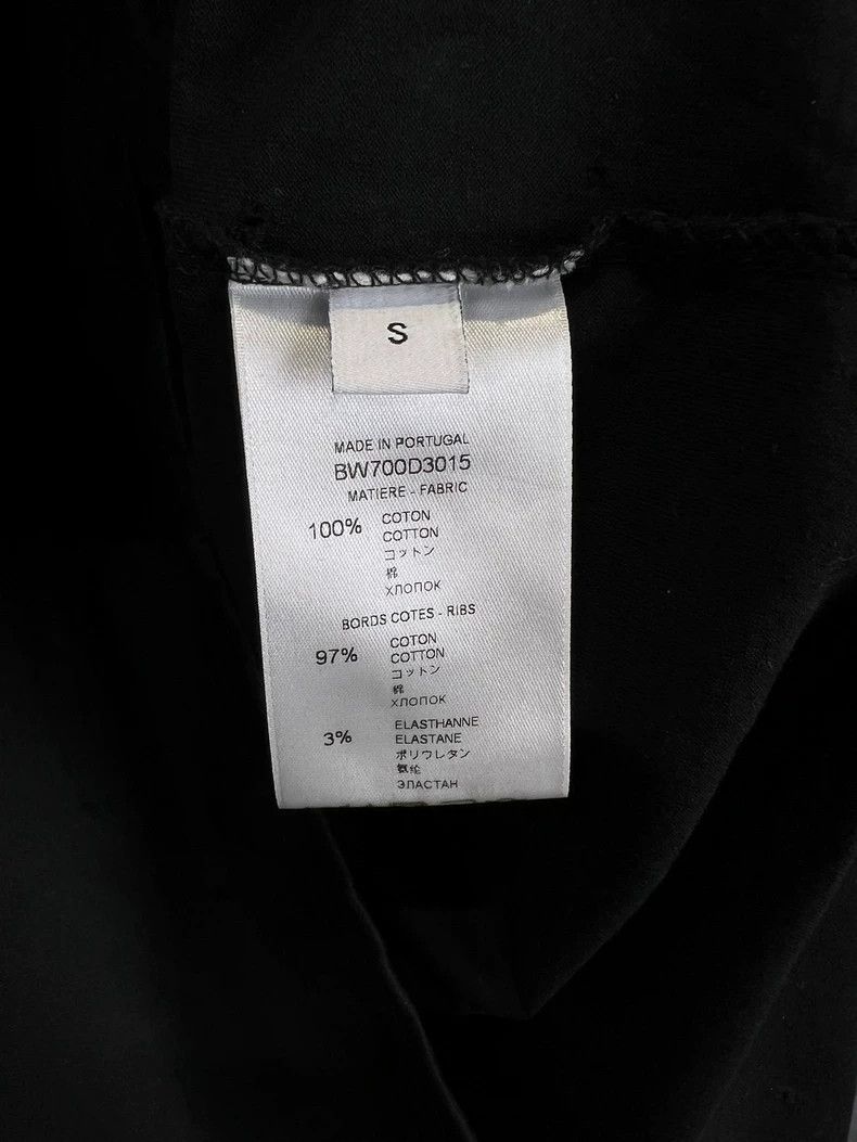 Givenchy Givenchy Small Hole Short Sleeve, os s size Size US S / EU 44-46 / 1 - 5 Thumbnail