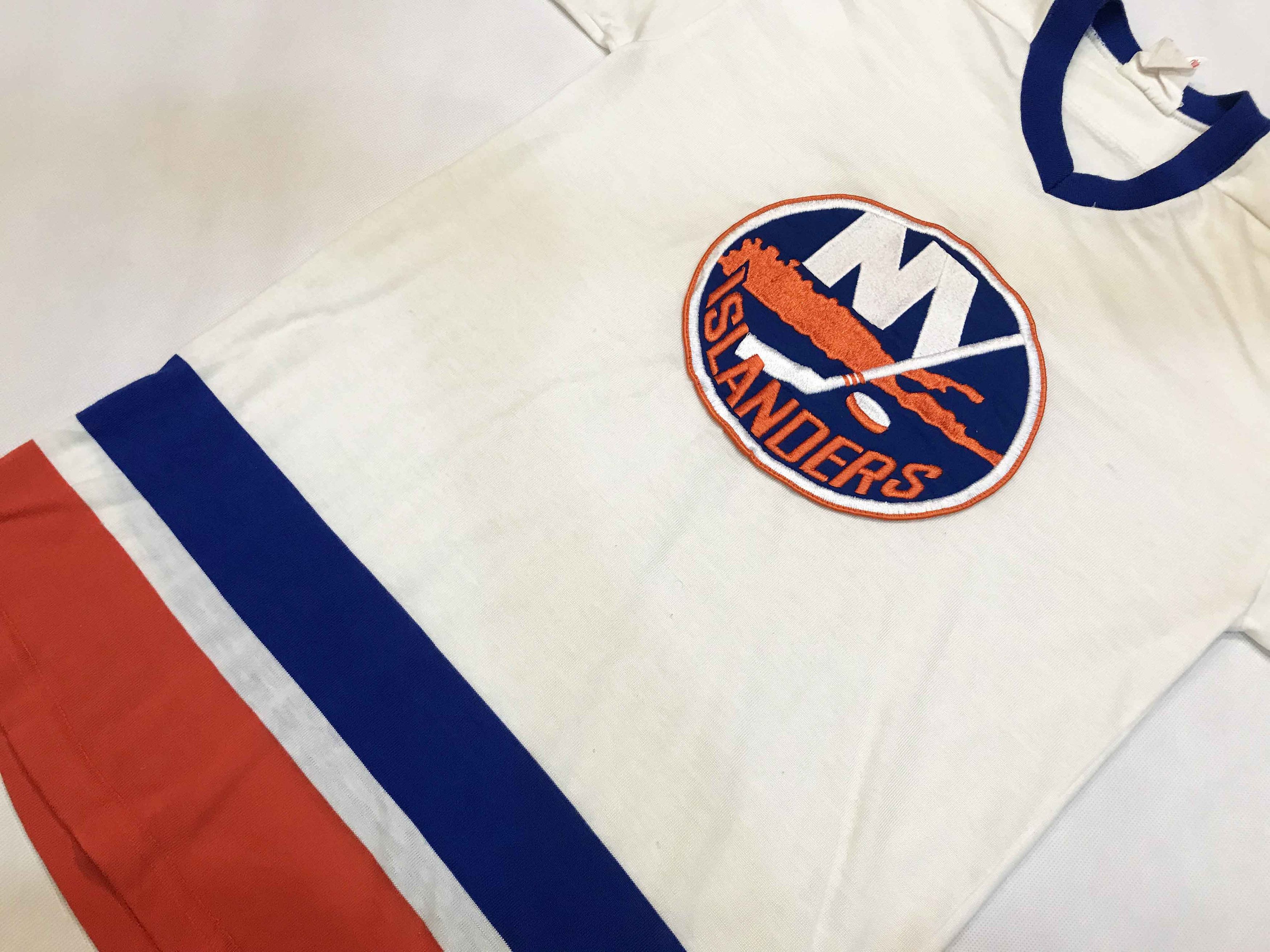 NHL × Vintage Vintage Sandow New York Islanders NHL Hockey Jersey Size US S / EU 44-46 / 1 - 5 Thumbnail