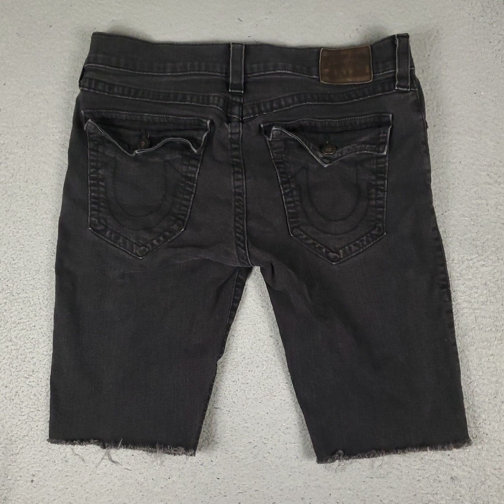 True Religion True Religion Bermuda Shorts Mens 36 Black Relaxed Denim Size US 36 / EU 52 - 7 Thumbnail