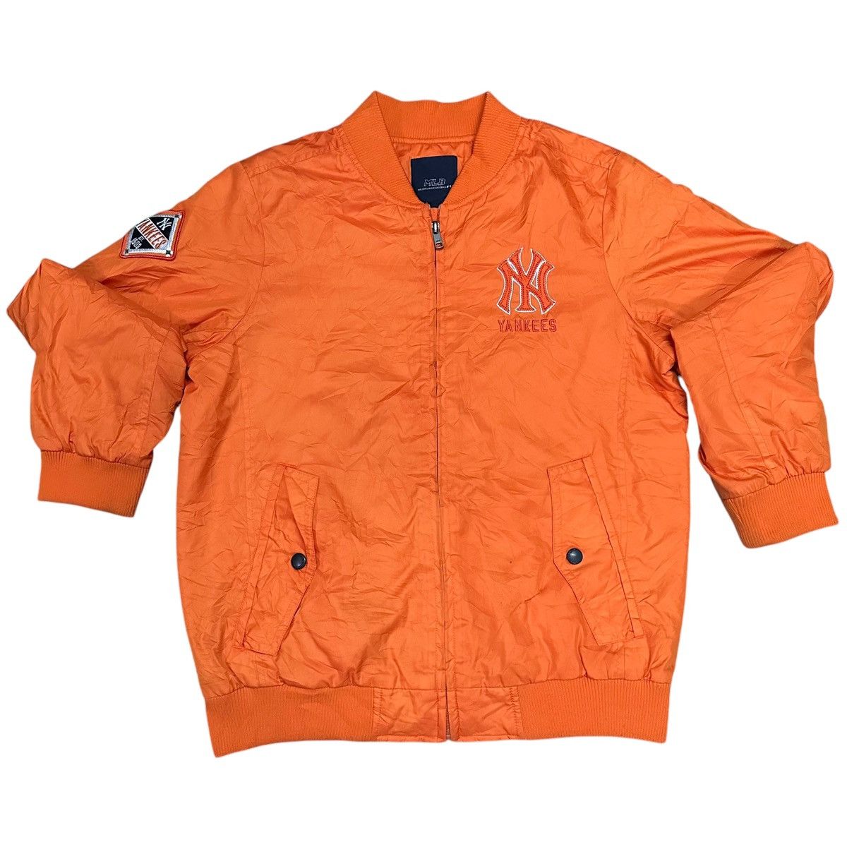 Yankees MLB Small Distress Pocket .