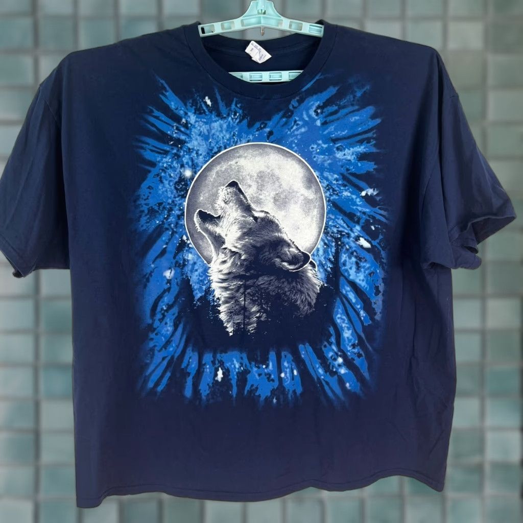Gildan VINTAGE Wolf Howling At A Full Moon Big Print T-Shirt Adult Size 3XL Blue Y2K Gildan Tag Size US XXL / EU 58 / 5 - 1 Thumbnail