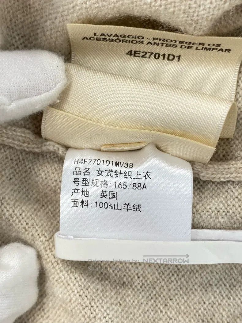 Hermes Hermes Solid color V-neck three-button knit cardigan Size XS / US 0-2 / IT 36-38 - 8 Thumbnail