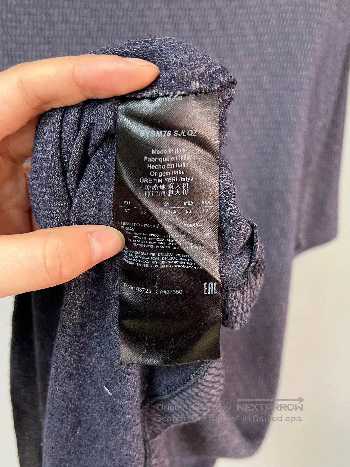 Giorgio Armani Giorgio Armani Short-Sleeve Top. Size US L / EU 52-54 / 3 - 4 Thumbnail