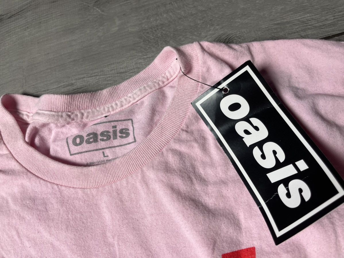 Band Tees Oasis Definitely Tshirt #1 The Debut Album Size Large Size US L / EU 52-54 / 3 - 4 Thumbnail