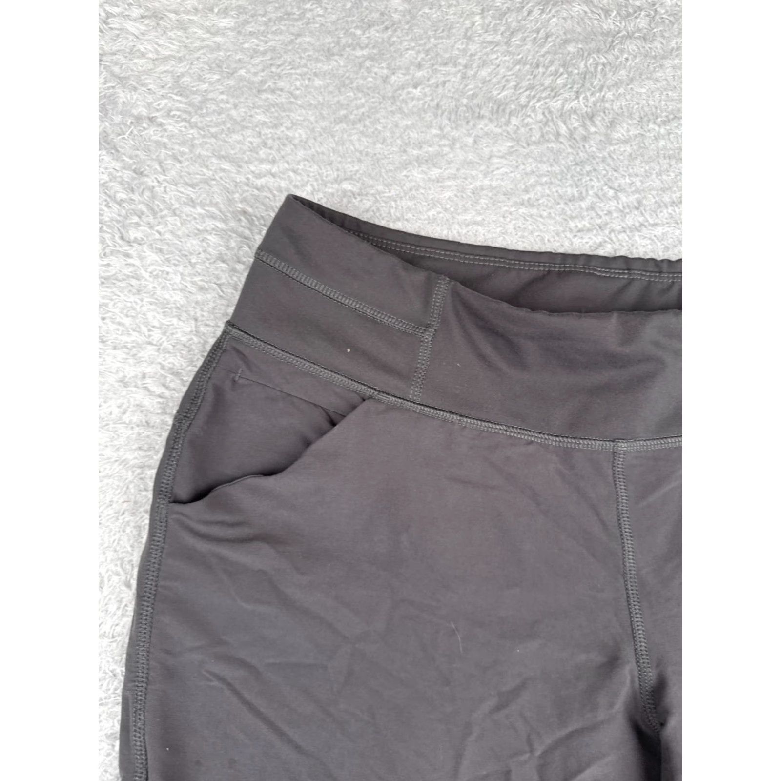 The North Face The North Face Shorts Women M Gray Nylon Blend Sweat Pull On Hiking Activewear Casual Travel 10" Inseam Size 32" / US 10 / IT 46 - 4 Thumbnail