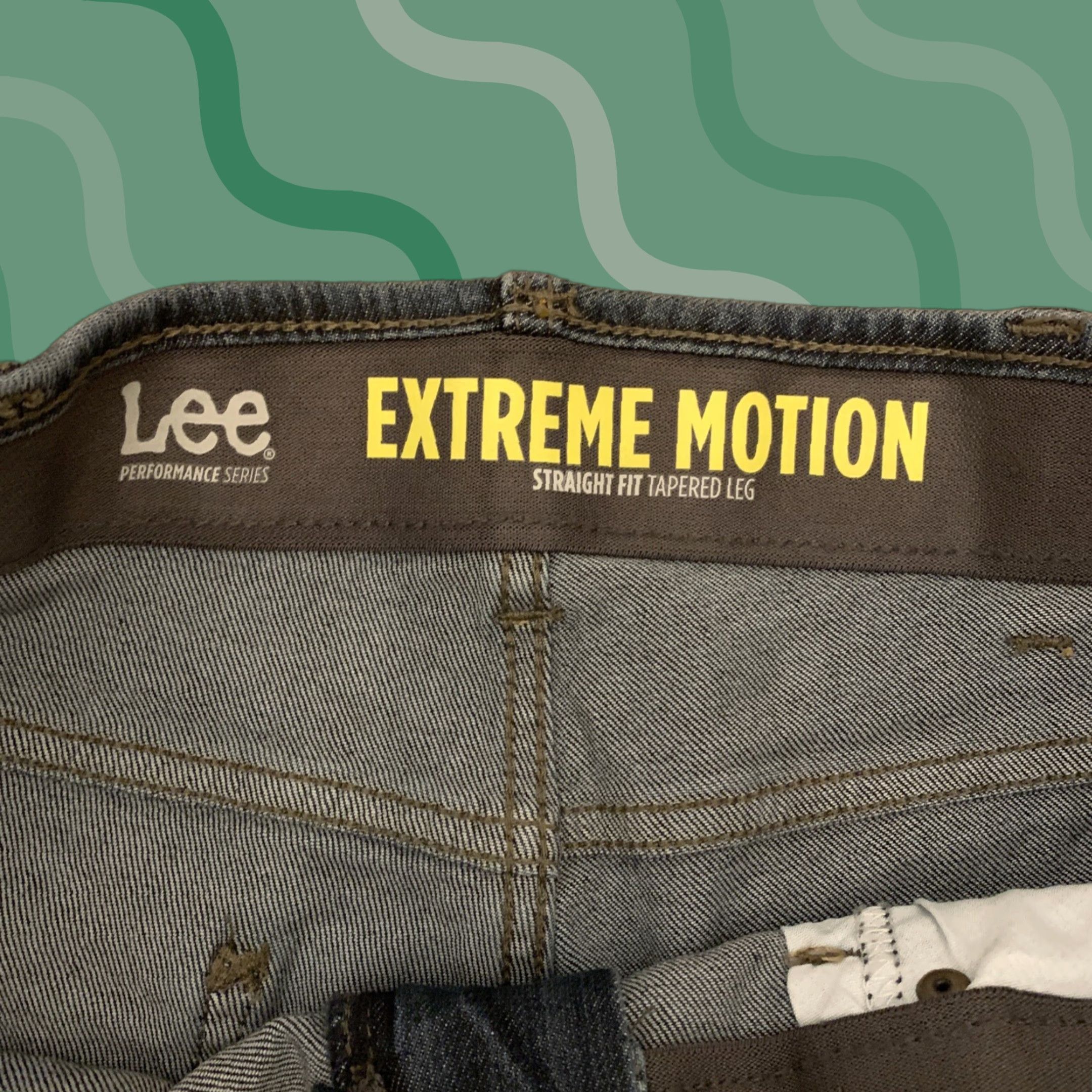 Lee LEE MODERN SERIES EXTREME MOTION STRAIGHT FIT TAPERED LEG DENIM JEANS EUC 30X34 Mens Jeans Regular 5-Pocket Blue Cotton Denim EUC 30X34 Size US 30 / EU 46 - 1 Thumbnail