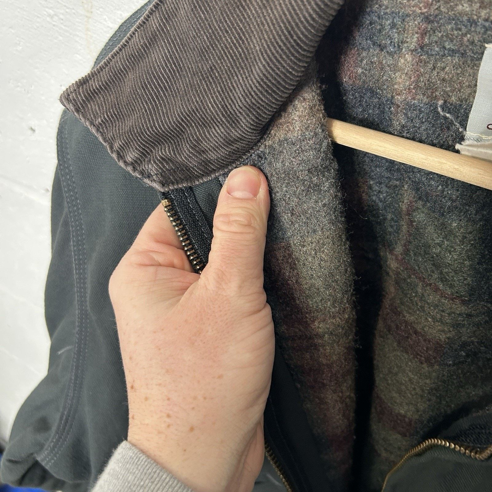 Carhartt Vintage Carhartt Blanket-Lined Detroit Jacket “Charcoal” Size US XL / EU 56 / 4 - 15 Thumbnail