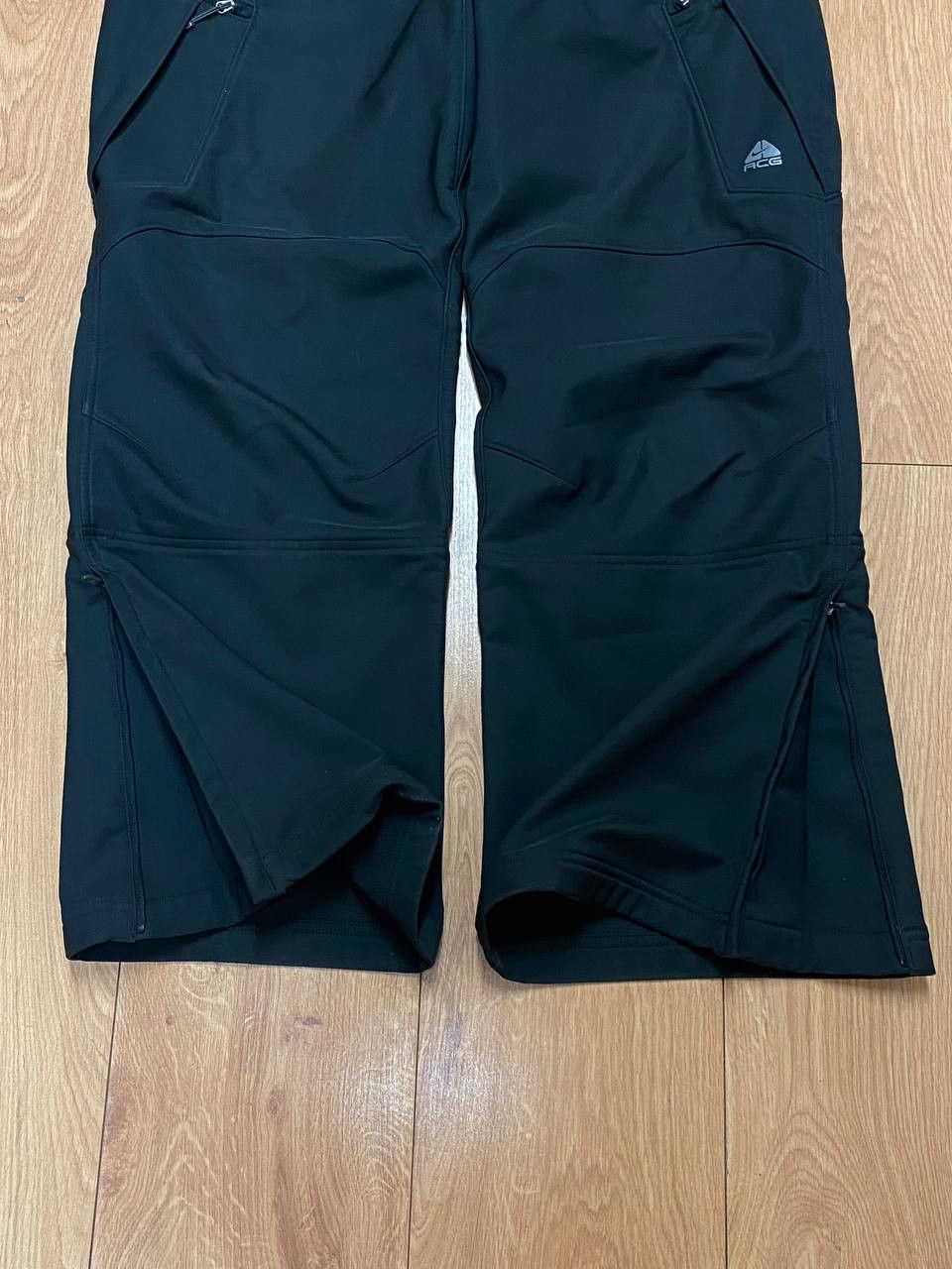 Nike ACG Authentic Nike ACG black softshell pants Size US 40 / EU 56 - 4 Thumbnail