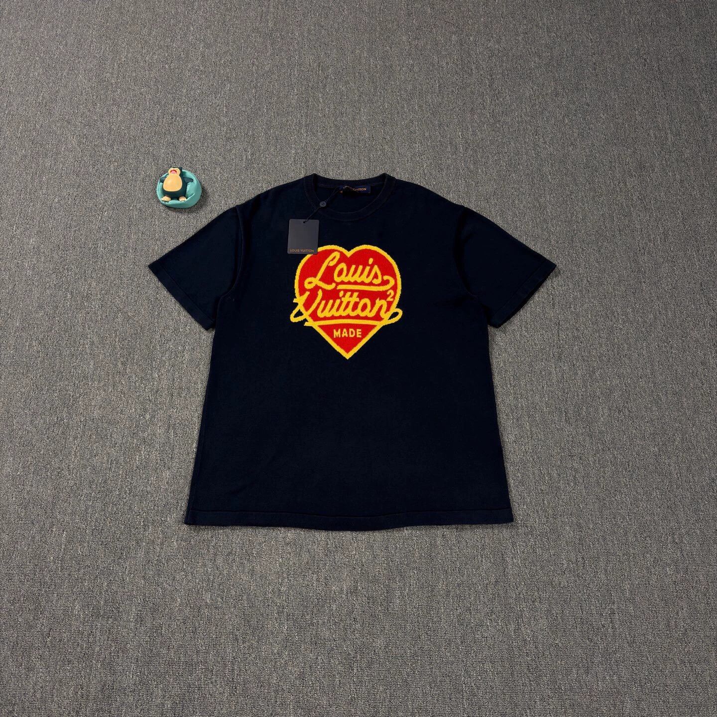 Louis Vuitton LV Nigo navy heart knit short-sleeve XL Size US XL / EU 56 / 4 - 1 Thumbnail