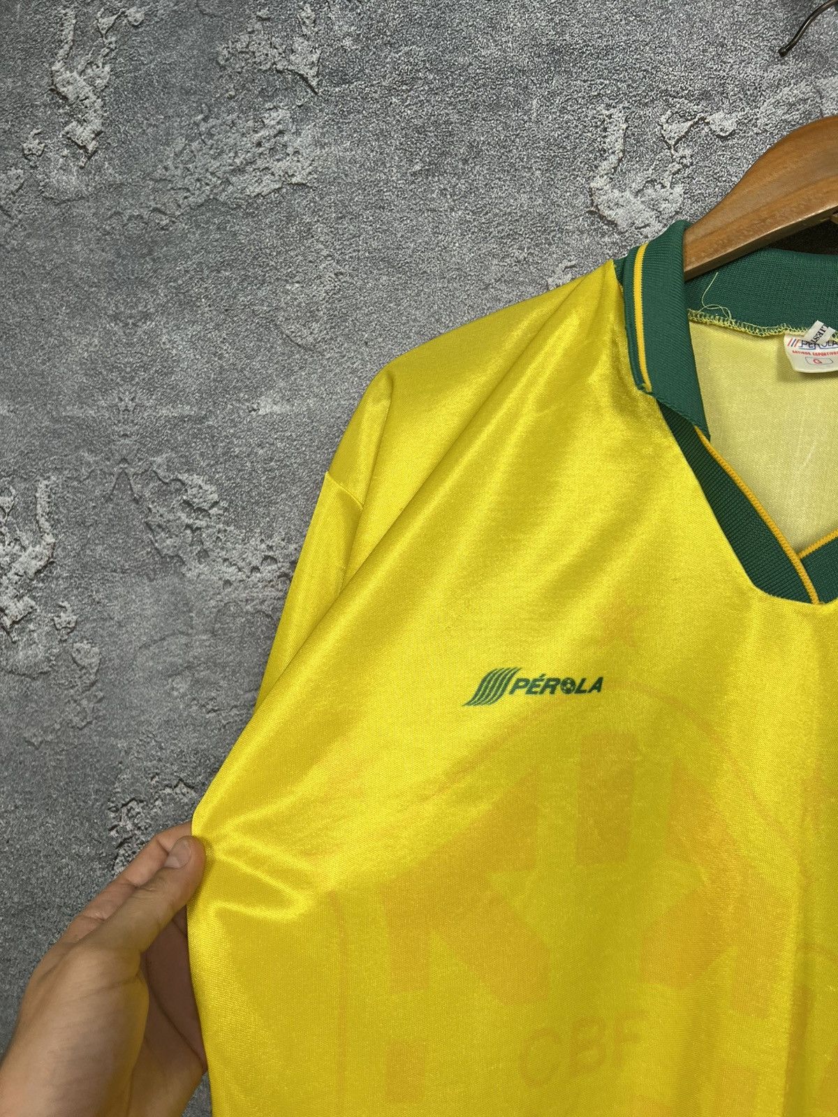 Vintage Vintage 90s Perola Brazil #11 Jersey T-shirt Size US L / EU 52-54 / 3 - 4 Thumbnail