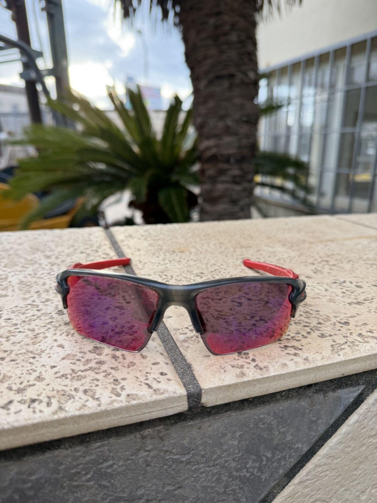 Oakley Oakley Sunglasses Red/Black FLAK 2.0 OO9188-04 Size ONE SIZE - 2 Thumbnail