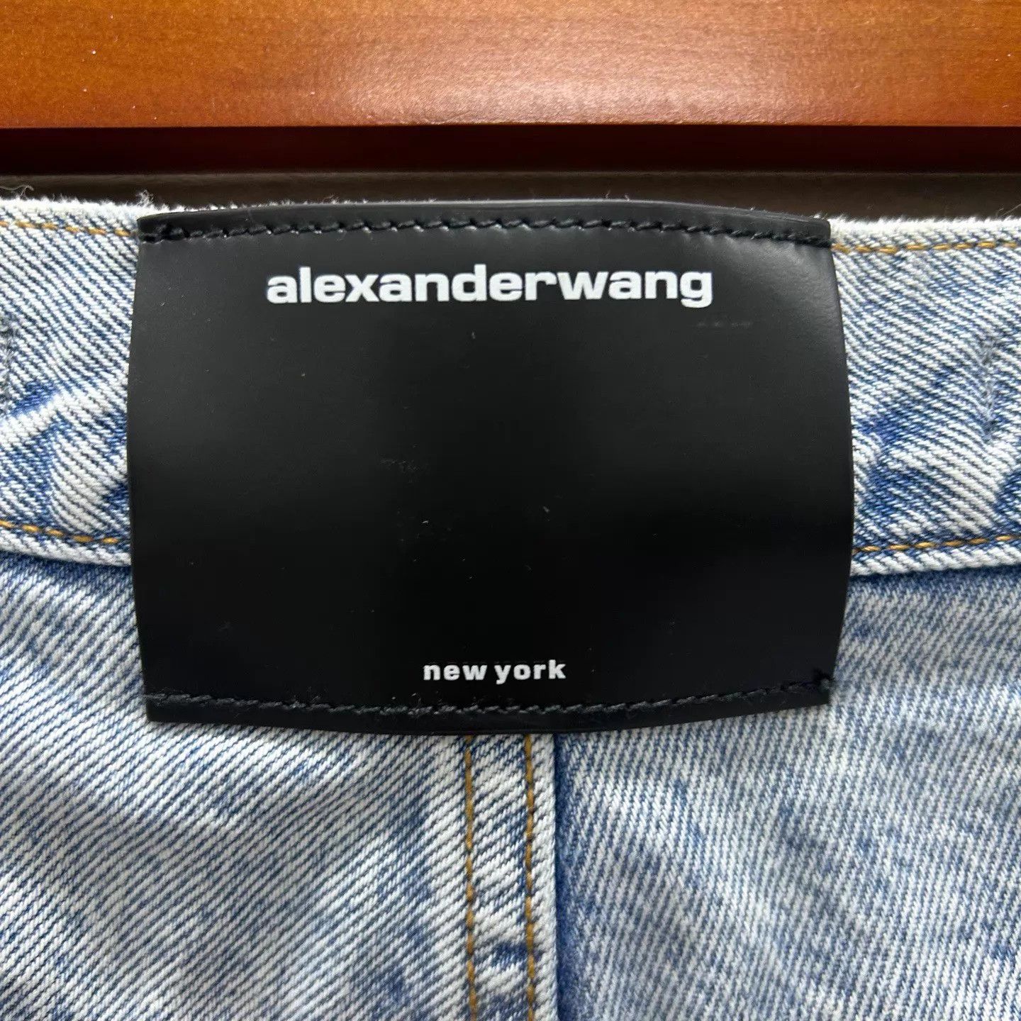 Alexander Wang Alexander Wang 99 Distressed Raw Denim Short 27 Size US 27 - 3 Thumbnail