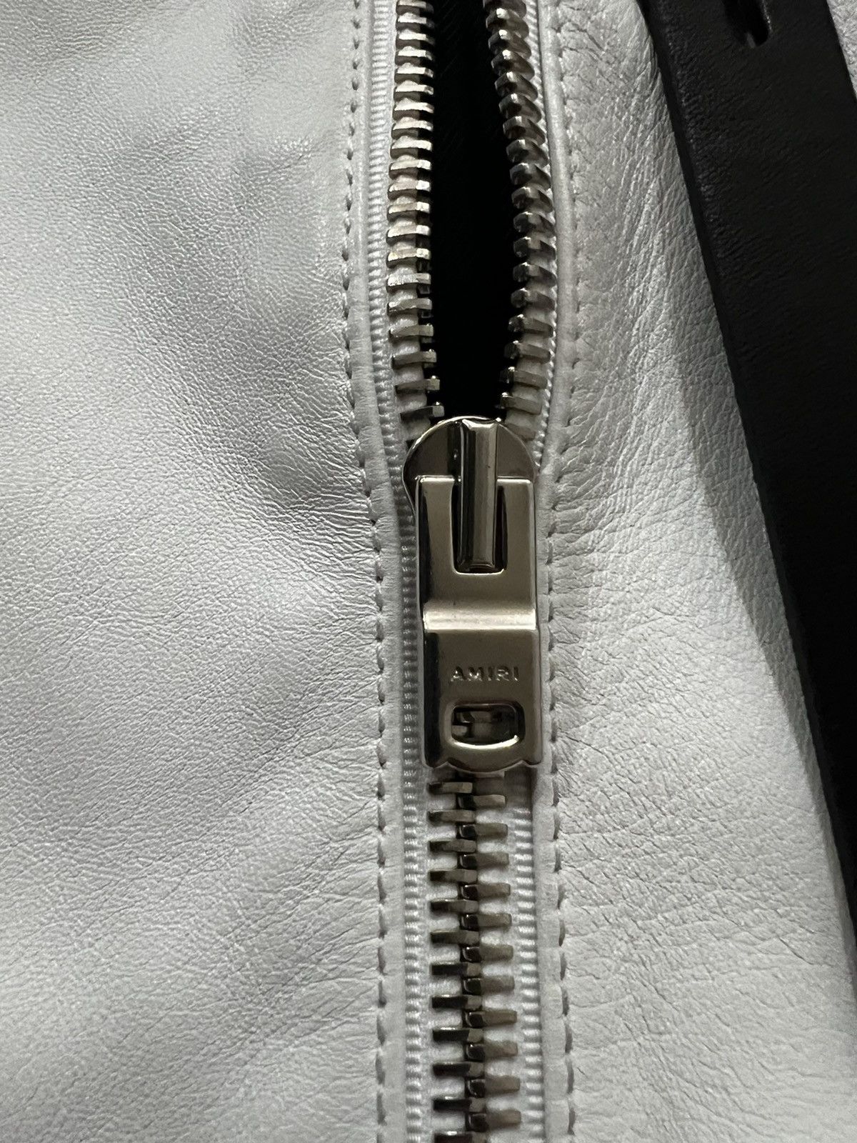 Amiri AMIRI M.a. Logo-Appliqué leather size 52 White $5000 Size US L / EU 52-54 / 3 - 3 Thumbnail