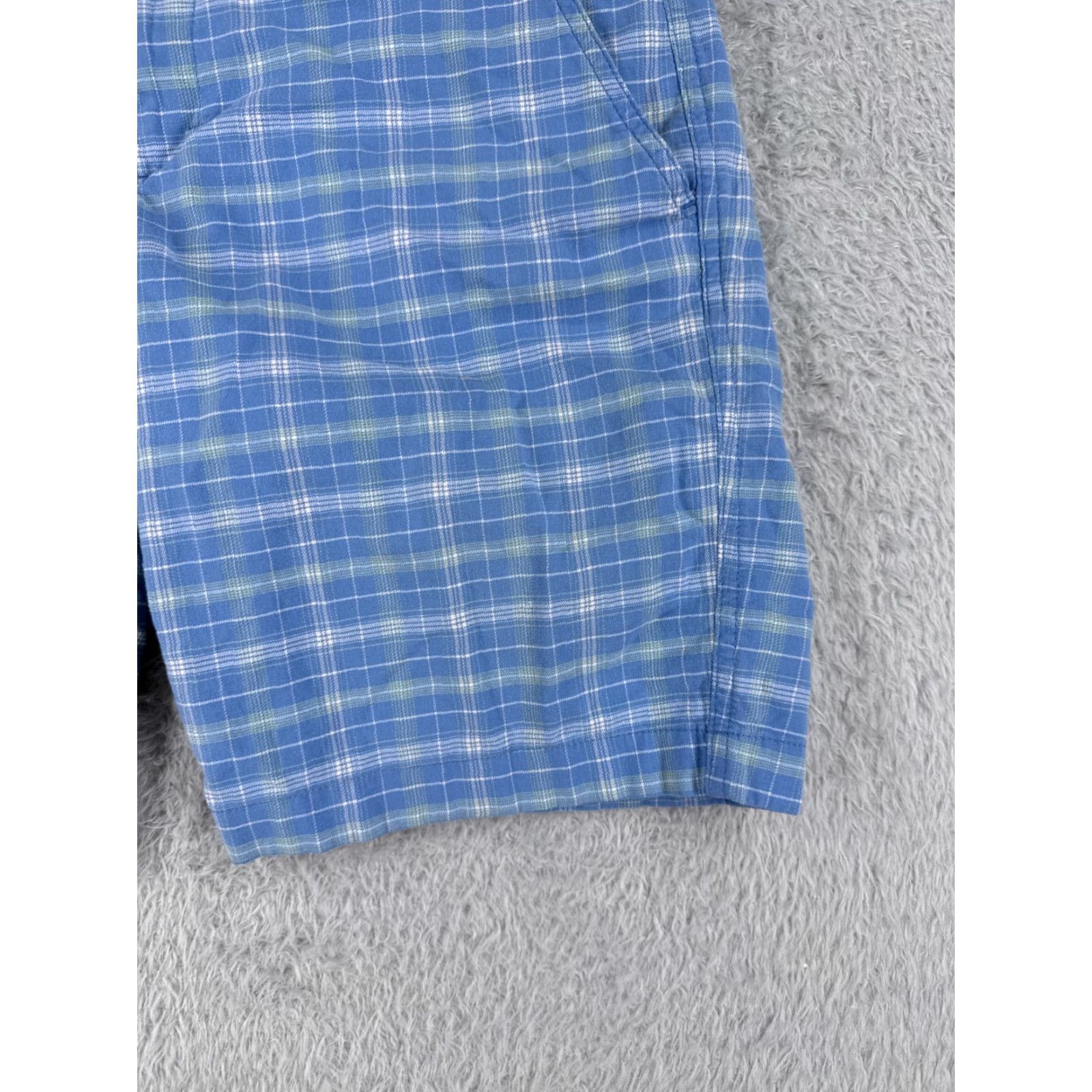 The North Face The North Face Shorts Women Regular 6 Blue Plaid Cotton Blend Knit Chino Golf 30x10 Size 28" / US 6 / IT 42 - 2 Thumbnail