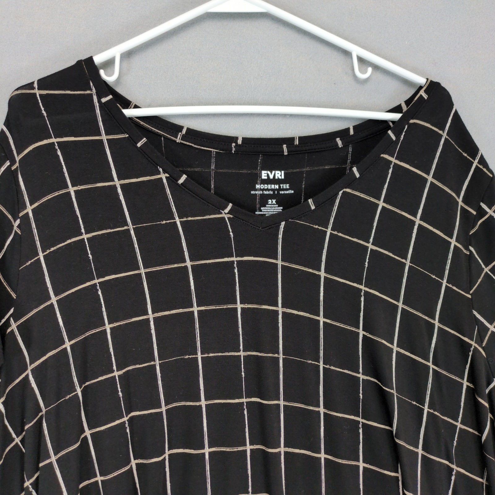 Other Evri Modern Tee Black Grid Top Women's Plus Size 2X Size XXL / US 16-18 / IT 52-54 - 4 Thumbnail