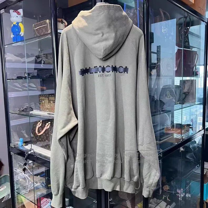 Balenciaga Balenciaga Olive green hooded sweater with shielding line Size US L / EU 52-54 / 3 - 2 Thumbnail