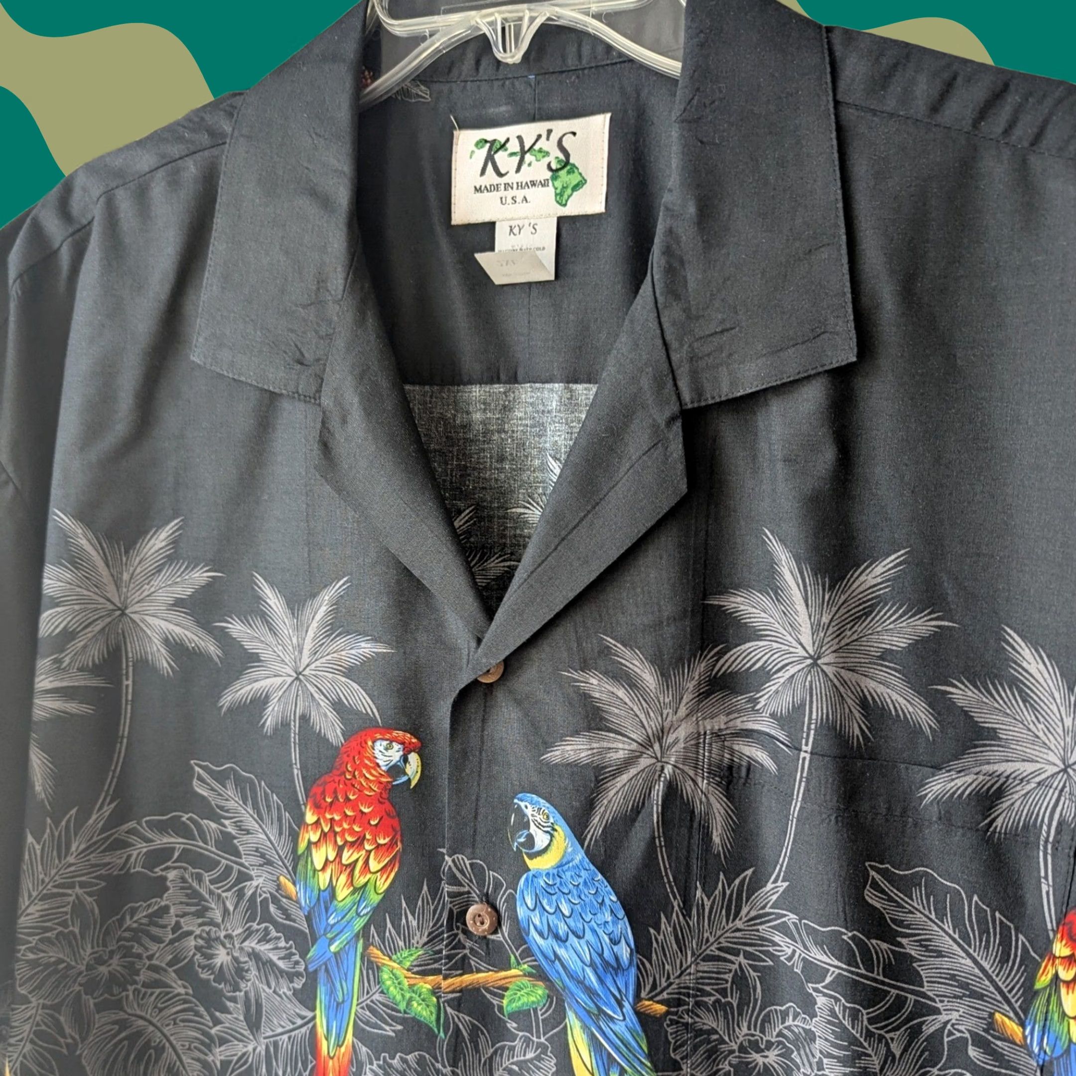Vintage KY'S Hawaiian Short Sleeve Camp Shirt Black Parrot Palm Tree Print Mens 2XL Size US XXL / EU 58 / 5 - 1 Thumbnail