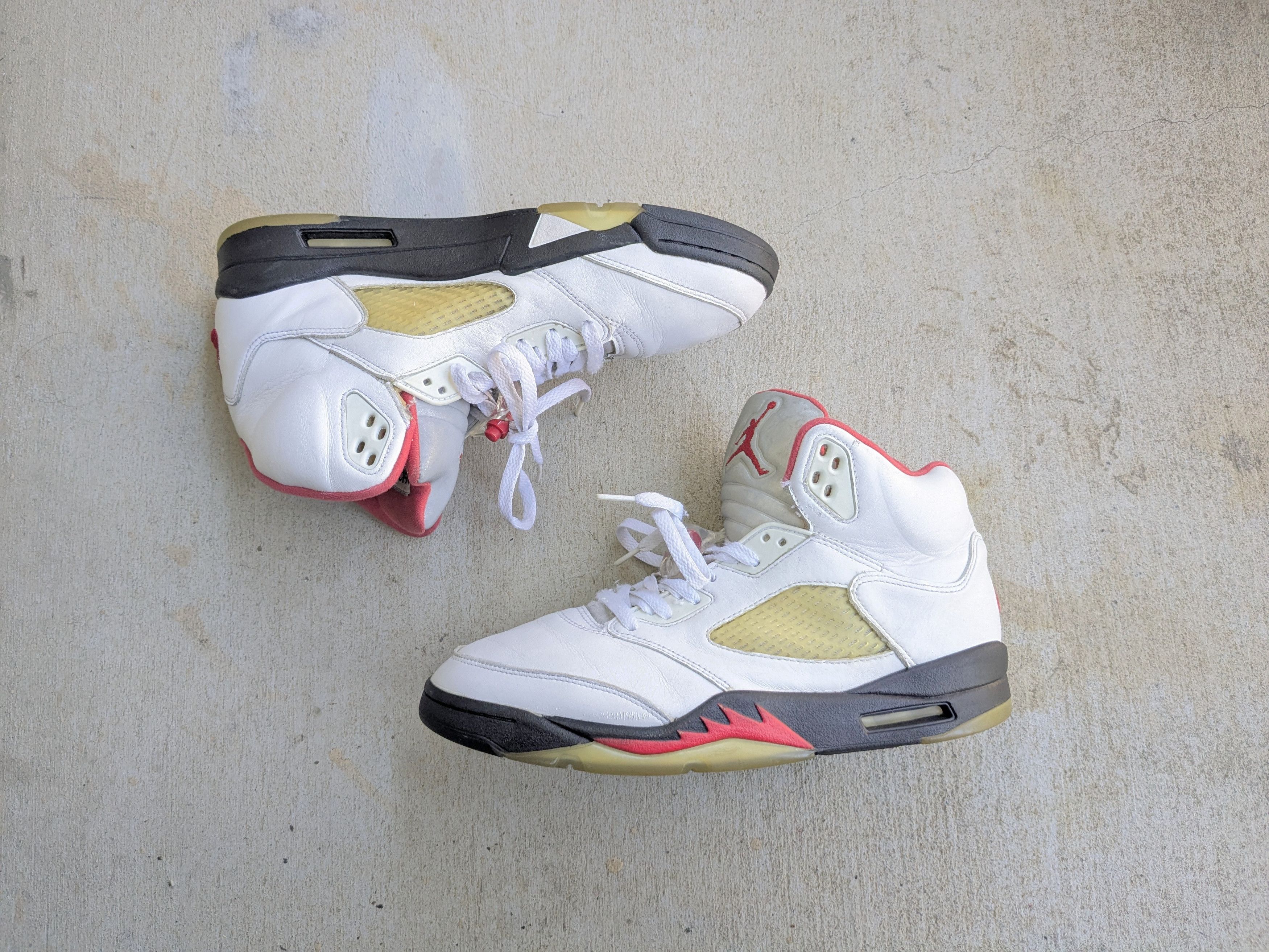 Nike Air Jordan Retro Fire Red 136027-100 13 2013