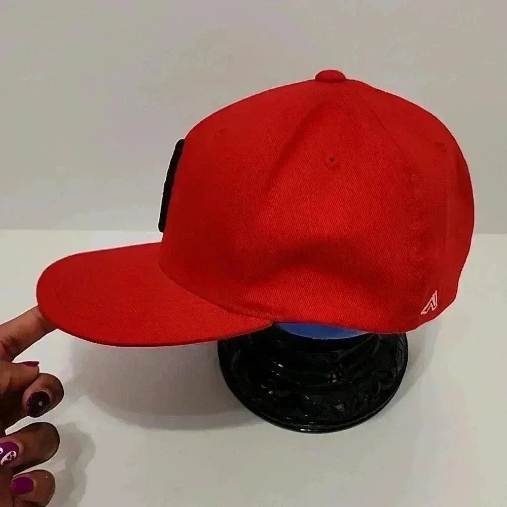 Other Pacific Headwear D- Series Red "B" Baseball Cap Flex fit Hat Size ONE SIZE - 2 Thumbnail