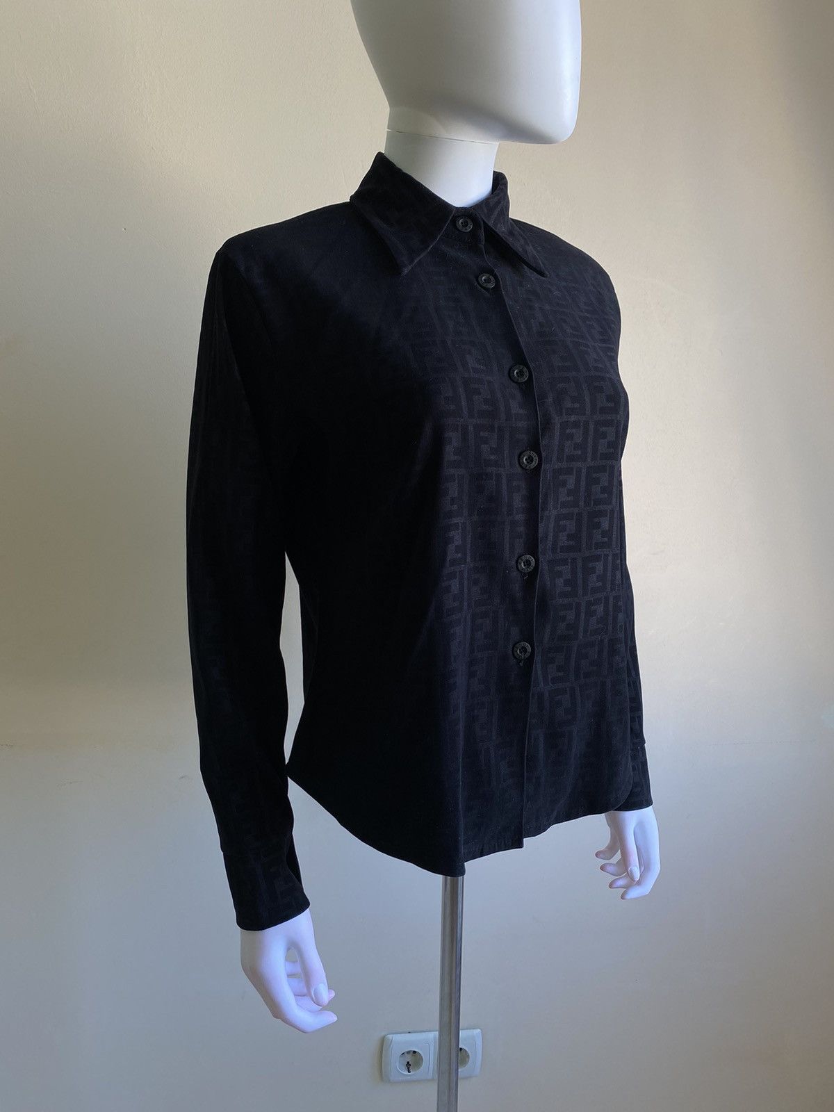 Fendi Vintage Fendi FF Zucca Monogram Black Velour Button Up Shirt Size S / US 4 / IT 40 - 4 Thumbnail