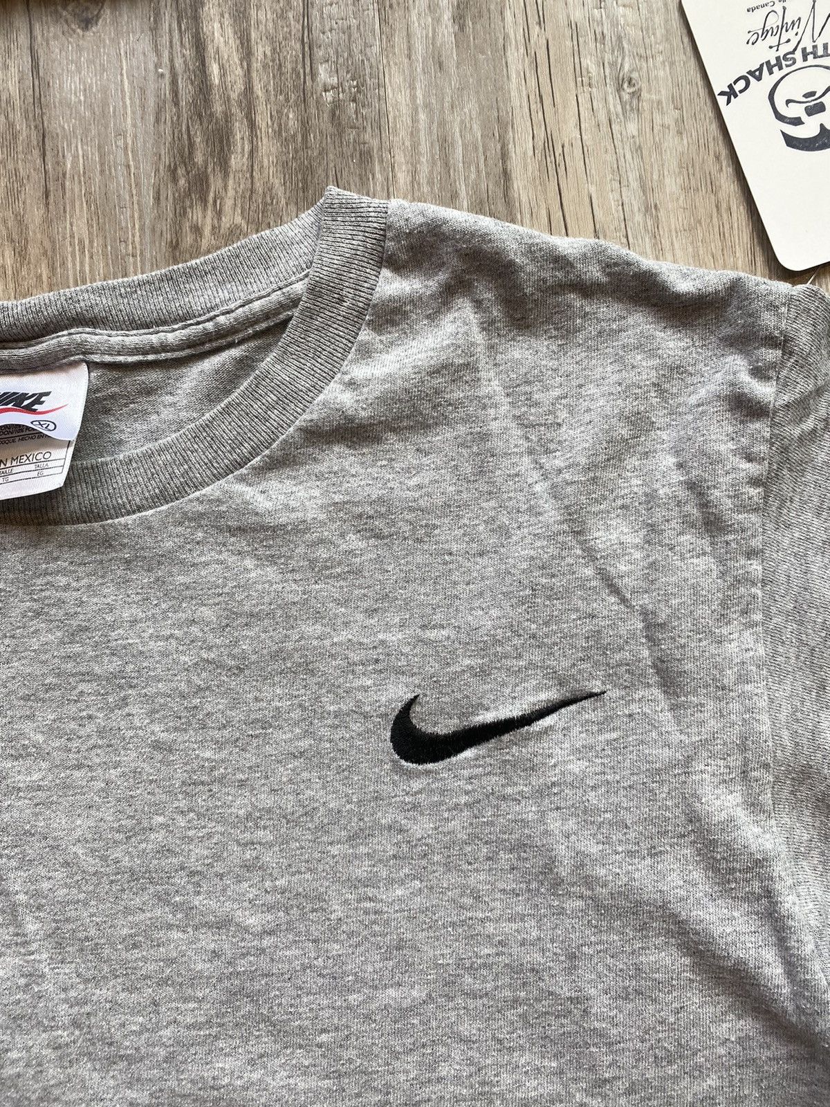 Nike × Vintage Vintage 90s Nike Mini Swoosh Embroidered Essential Tshirt Size US S / EU 44-46 / 1 - 2 Thumbnail