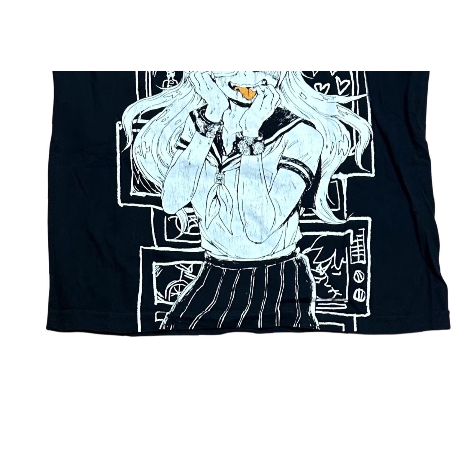OMOCAT VINTAGE Crunchyroll OMOCAT Anime Girl Graphic T-Shirt Black Short Sleeve Mens Small Size US S / EU 44-46 / 1 - 4 Thumbnail