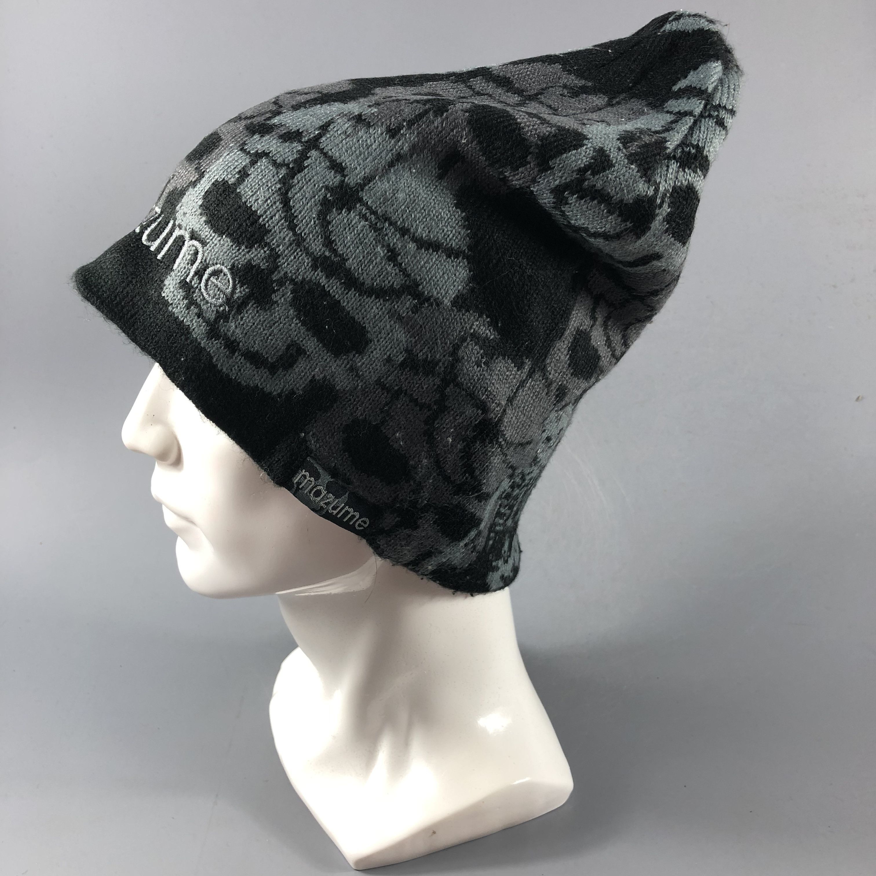 Seditionaries Mazume Full Print Skulls Beanie Snow Hat Snow Cap B517 Size ONE SIZE - 2 Thumbnail