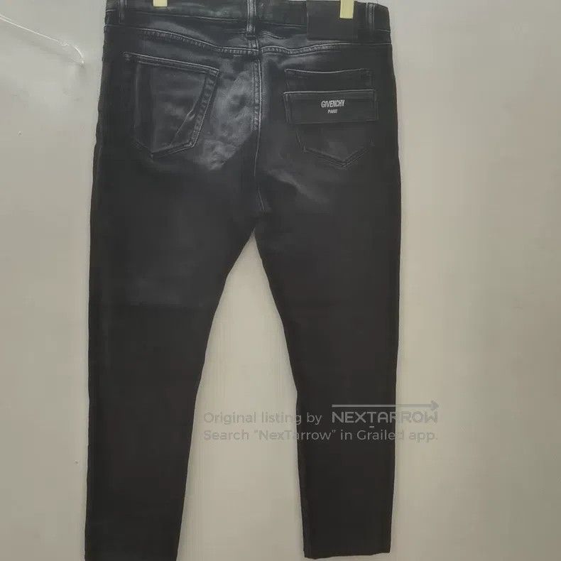 Givenchy Givenchy Black denim pants - high waist design, well-struc Size US 34 / EU 50 - 2 Thumbnail