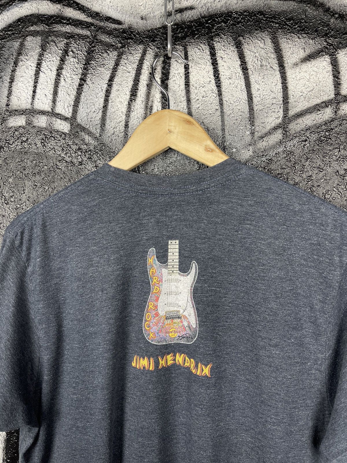 Hard Rock Cafe Hard Rock Cafe Rome x Jimi Hendrix Vintage T-Shirt Size L Size US L / EU 52-54 / 3 - 12 Thumbnail