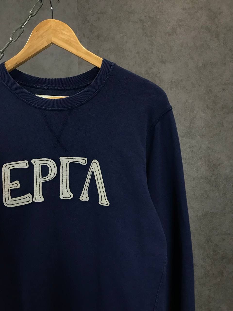 Universal Works Universal Works center logo designer sweatshirt Size US S / EU 44-46 / 1 - 2 Thumbnail