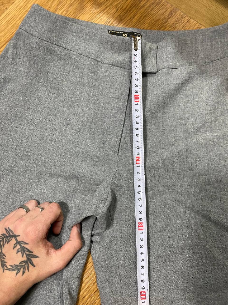 Fendi Dirty Painted Distressed Thrashed Faded Baggy Jeans Y2K Size US 29 - 6 Thumbnail