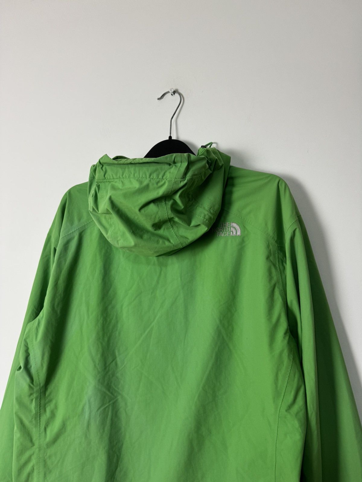 The North Face The North Face green windbreaker jacket outdoor gorpcore Size US L / EU 52-54 / 3 - 8 Thumbnail