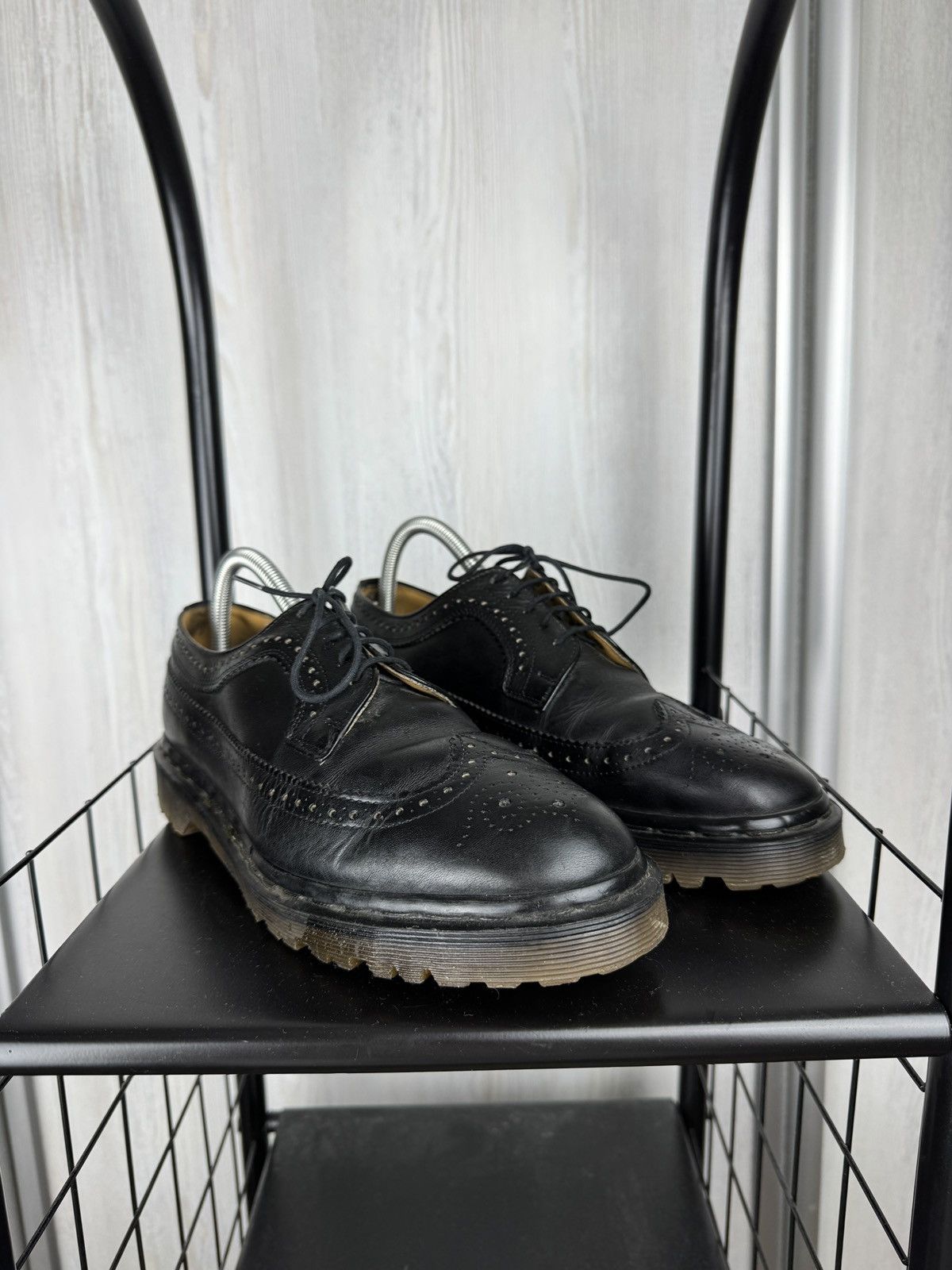 Dr. Martens Dr. Martens Leather Brogue Wingtip Oxfords England shoes Size US 10 / EU 43 - 5 Thumbnail