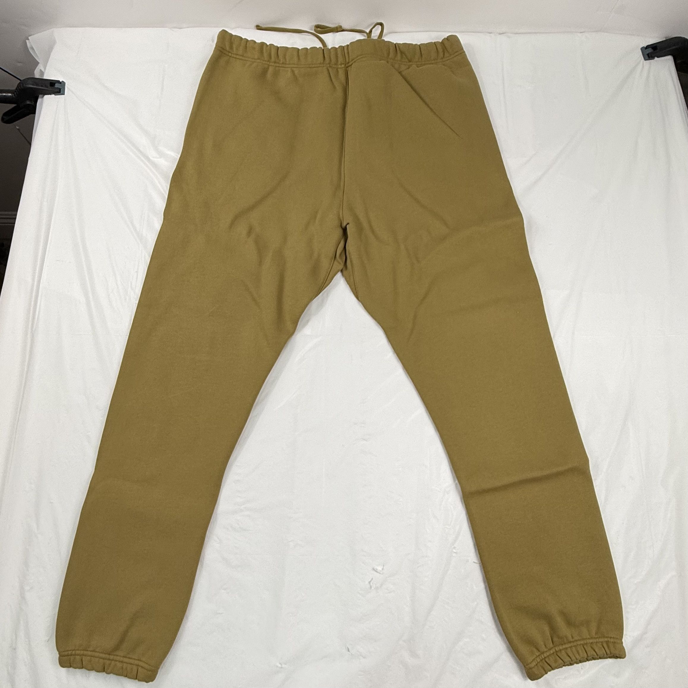 Essentials Fear of God Essentials Sweatpants Harvest Gold Tan Fleece Size US 36 / EU 52 - 2 Thumbnail